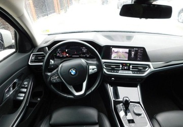 BMW Seria 3 G20-G21 2021 BMW Seria 3 2.0D z Gwarancja Line Shadow Model 2022r 2.0 Diesel 150KM, zdjęcie 5