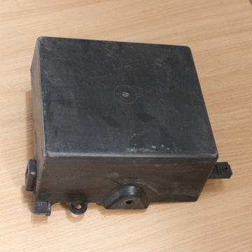 5851 Крышка аккумуляторного отсека Honda Goldwing GL 1800