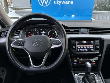 Volkswagen Passat B8 Variant Facelifting 1.5 TSI EVO 150KM 2021 Volkswagen Passat Podgrzewane fotele | APP | Tempo, zdjęcie 13