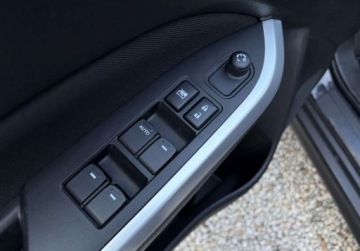 Suzuki Vitara III SUV 1.6 DDiS 120KM 2016 Suzuki Vitara 1.6 gwarancja MANUAL carplay LED KAMERA Bezwypadkowa, zdjęcie 31