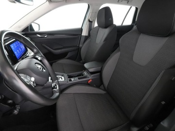 Skoda Octavia IV Liftback 1.0 TSI EVO 110KM 2021 Škoda Octavia Skoda Octavia mHEV DSG virtual, zdjęcie 12