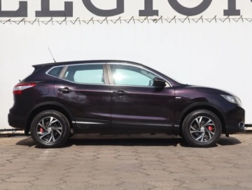 Nissan Qashqai II Crossover 1.2 DIG-T 115KM 2014 Nissan Qashqai 1.2 DIG-T, Salon Polska, Navi, zdjęcie 5