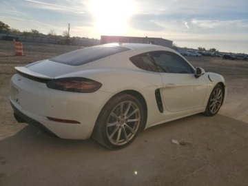 Porsche Cayman 718 Coupe 2.0 300KM 2018 Porsche Cayman 718 cayman coupe 2.0 Benzyna 300KM, zdjęcie 4