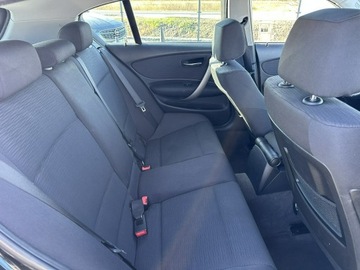 BMW Seria 1 E81/E87 Hatchback 5d E87 2.0 118d 143KM 2009 BMW 118 2.0 diesel 143KM, zdjęcie 21