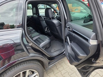 Porsche Cayenne II SUV Facelifting 4.2 D 385KM 2016 PORSCHE CAYENNE (92A) 4.2 S Zadbany, zdjęcie 8
