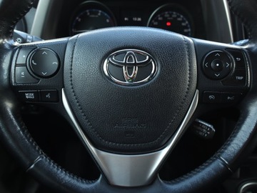 Toyota RAV4 IV MPV Facelifting 2.0 D-4D 143KM 2017 Toyota RAV 4 2.0 D-4D, Salon Polska, zdjęcie 17