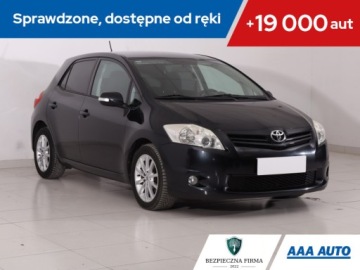 Toyota Auris I Hatchback 5d Facelifting 1.6 Valvematic 132KM 2011