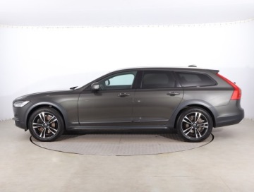 Volvo V90 II Kombi 2.0 D4 190KM 2017 Volvo V90 Cross Country D4 2.0 AWD, 187 KM, 4X4, zdjęcie 2