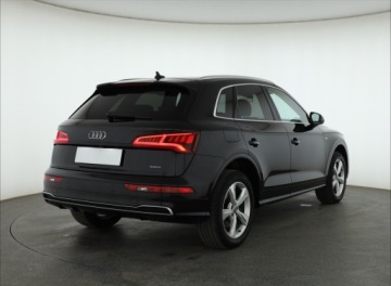 Audi Q5 II SUV 2.0 TFSI 252KM 2017 Audi Q5 2.0 TFSI, Salon Polska, 4X4, Automat, zdjęcie 4