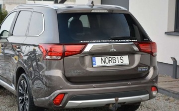 Mitsubishi Outlander III 2017 Mitsubishi Outlander Mitsubishi Outlander 2.0 4WD Top 2.0 Hybryda Plug-in, zdjęcie 24