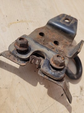 JEEP GRAND CHEROKEE KJ УШКА БУКСИРОВОЧНОГО КРЮКА ПЕРЕДНЯЯ