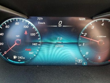 Mercedes Klasa C W206 2021 Mercedes-Benz Klasa C 2021, 2.0L, od ubezpieczalni, zdjęcie 9