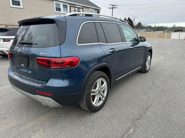 Mercedes GLB 2021 Mercedes-Benz GLB 250 4Matic 2021 2.0l 2.0 Benzyna 221KM, zdjęcie 2