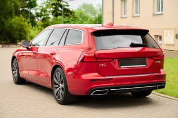 Volvo V60 II  Kombi 2.0 T5 250KM 2019 MEGA KOLOR __JASNE SKÓRY __SUPER PEDANTYCZNY STAN_, zdjęcie 7