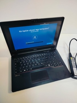 Laptop LIFEBOOK Fujitsu U748 (2642/2024)