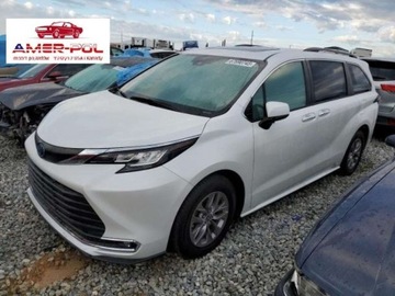 Toyota Sienna XLE, 2022r., 2.5L