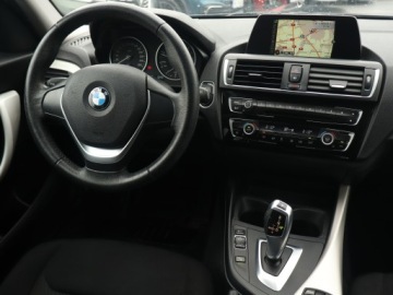 BMW Seria 1 F20-F21 Hatchback 5d Facelifting 2015 118d 150KM 2017 BMW 1 118d, Salon Polska, Automat, Navi, Klima, zdjęcie 6