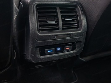 Volkswagen Touran III 2.0 TDI 150KM 2018 VOLKSWAGEN Touran 2.0 TDI DSG Minivan 150KM 2018, zdjęcie 23