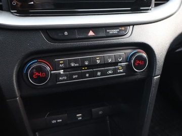 Kia Ceed III Hatchback 1.5 T-GDI 160KM 2021 Kia Ceed 1.5 T-GDI, Salon Polska, 1. Właściciel, zdjęcie 18