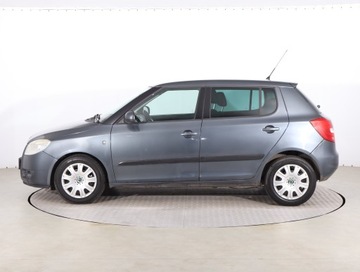 Skoda Fabia II Hatchback 1.2 i HTP 60KM 2009 Skoda Fabia 1.2, Klima, El. szyby, zdjęcie 2