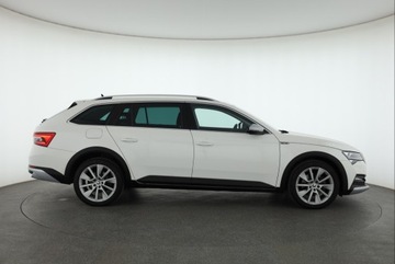 Skoda Superb III Scout 2.0 TDI 190KM 2019 Skoda Superb 2.0 TDI, Salon Polska, Serwis ASO, zdjęcie 5