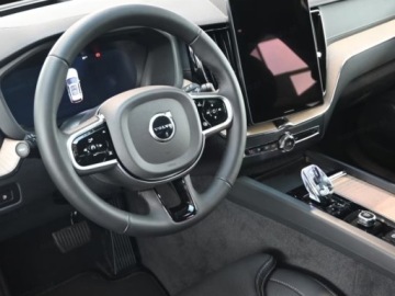 Volvo XC60 II 2026 VOLVO XC60 B5 AWD Plus Dark Suv 2.0 (264KM) 2026, zdjęcie 6