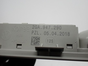 LAMPA INTERIÉR KABINY ORIGINÁLNÍ 2GA947290 VW POLO 2G VI 18R