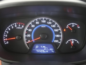 Hyundai i10 II Hatchback Facelifting 1.0 Kappa 66KM 2018 Hyundai i10 1.0, Automat, Navi, Klima, Parktronic, zdjęcie 10