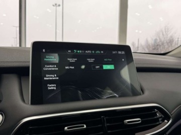 MG 2021 MG EHS Luxury Plug-in Hybrid Panorama Ambiente Kamera 360 CarPlay, zdjęcie 30