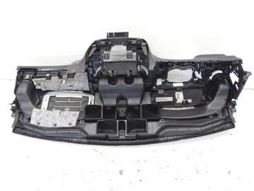 DESKA KOKPIT ROZDĚLOVAČE KONZOLA MERCEDES CLA W117 GB