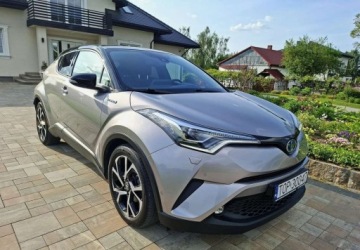 Toyota C-HR I Crossover 1.8 Hybrid 122KM 2017 Toyota C-HR Toyota C-HR 1.8 Hybryda 122KM, zdjęcie 6
