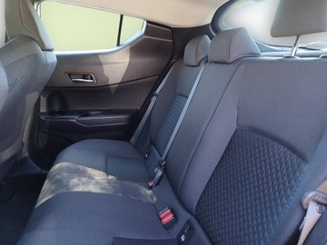 Toyota C-HR I Crossover Facelifting 1.8 Hybrid 122KM 2023 Toyota C-HR 1.8 Hybrid GPF Comfort 1.8 Hybrid GPF, zdjęcie 11