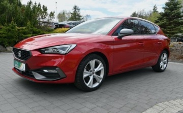 Seat Leon IV Hatchback 1.5 eTSI (MHEV) 150KM 2021 Seat Leon 1,5 TSI 150 KM FR Full Led AMBIENTE Nawigacja Virtual tacho 1.5, zdjęcie 1