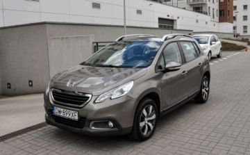 Peugeot 2008 I SUV 1.6 VTi 120KM 2014 Peugeot 2008 1.6 (120KM) Salon PL Bezwypadkowy 70 tys. km 1.6 Benzyna 120KM