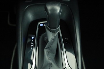 Toyota Corolla XII Sedan 1.8 Hybrid 122KM 2022 Toyota Corolla 1.8 Hybrid, Salon Polska, zdjęcie 13