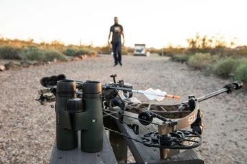 Бинокль Vortex Optics TRIUMPH HD 10X42 10 x 42 мм