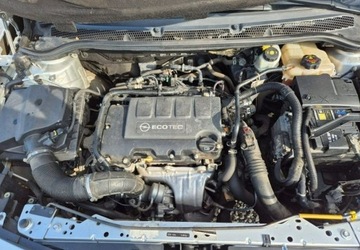 Opel Astra J Sports Tourer 1.4 Turbo ECOTEC 140KM 2012 Opel Astra Cosmo Grzane fotele140KM 1.4 Benzyna 140KM, zdjęcie 23