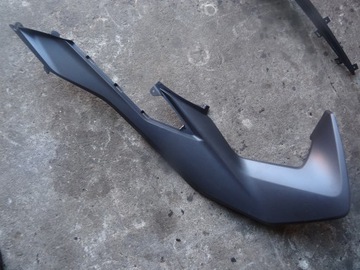 Honda NSS FORZA 125 21r owiewka prawa boczna boczek wypełnienie