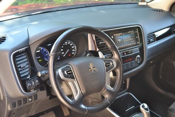 Mitsubishi Outlander III 2019 PHEV 2.4 4x4, zdjęcie 28