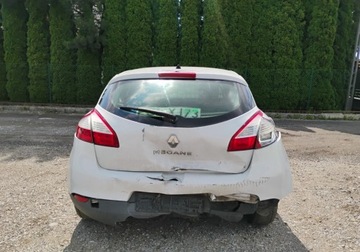 Renault Megane III Hatchback 1.5 dCi FAP 90KM 2011 Renault Megane 2011r, 1.5 DCI. Uszkodzony tyl. Jezdzi. 1.5 Diesel 90KM, zdjęcie 18