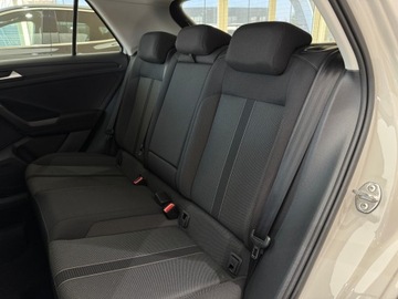 Volkswagen T-Roc I SUV Facelifting 1.5 TSI ACT 150KM 2023 Volkswagen T-Roc Life / Podgrzewane fotele / Kamer, zdjęcie 11