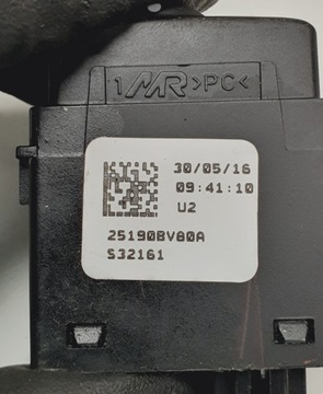 KNOFLÍK REGULACE SVĚTEL NISSAN JUKE I F15