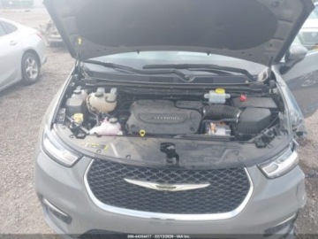 Chrysler Pacifica II 2023 Chrysler Pacifica Hybrid Touring L , 2023r., 3.6L 3.6 Hybryda Plug-in 260KM, zdjęcie 11