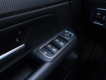 Mercedes Klasa B W247 Sports Tourer 1.3 B180  136KM 2019 Mercedes B B 180, Salon Polska, Automat, Skóra, zdjęcie 17