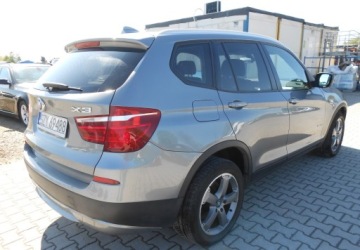 BMW X3 F25 SUV 2.0 20d 184KM 2011 BMW X3 BMW X3 I (F25) 2.0 DIESEL 184 KM X DRIVE 2.0 Diesel 184KM, zdjęcie 4