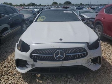 Mercedes Klasa E W214 2023 Mercedes-Benz Klasa E 450 coupe, 2023r., 4x4, 3.0L 3.0 Benzyna 362KM, zdjęcie 2