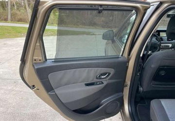 Renault Scenic III 2013 Renault Scenic Renault Scenic Energy TCe 130 SampS Bose Edition 1.2 132KM, zdjęcie 15