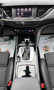 Opel Insignia II Sports Tourer Facelifting 2.0 Diesel 174KM 2021 Opel Insignia Salon Pl / Bezwypadkowy / Automat, zdjęcie 19