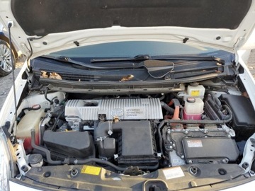 Toyota Prius III 2015 Toyota Prius 2015 1.8l 1.8 Hybryda 134KM, zdjęcie 6