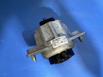 JAGUAR F-PACE X761 ULOŽENÍ MOTORU PRAVÁ DIESEL JK83-6A002-GA